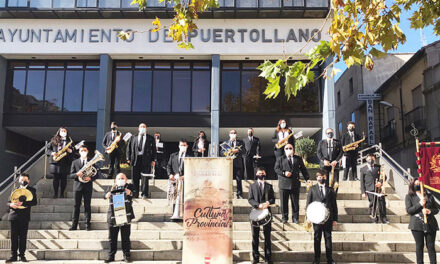 La Banda Sinfónica llenó de música el centro de Puertollano en el día de Santa Cecilia