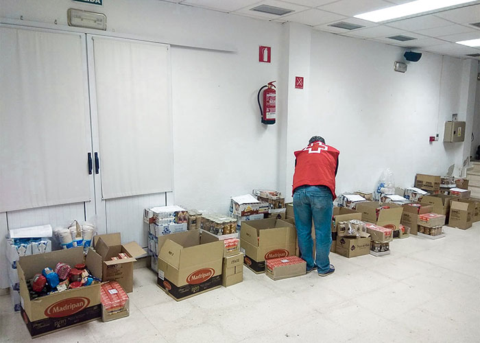 Cruz Roja Almodóvar lleva a cabo el segundo reparto del Programa 2020 de Ayuda Alimentaria, de 1.600 kilos