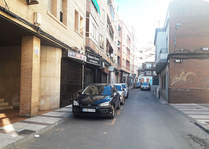 Los propietarios de cocheras de calle Santísimo dispondrán de aparcamiento gratuito durante las obras de peatonalización